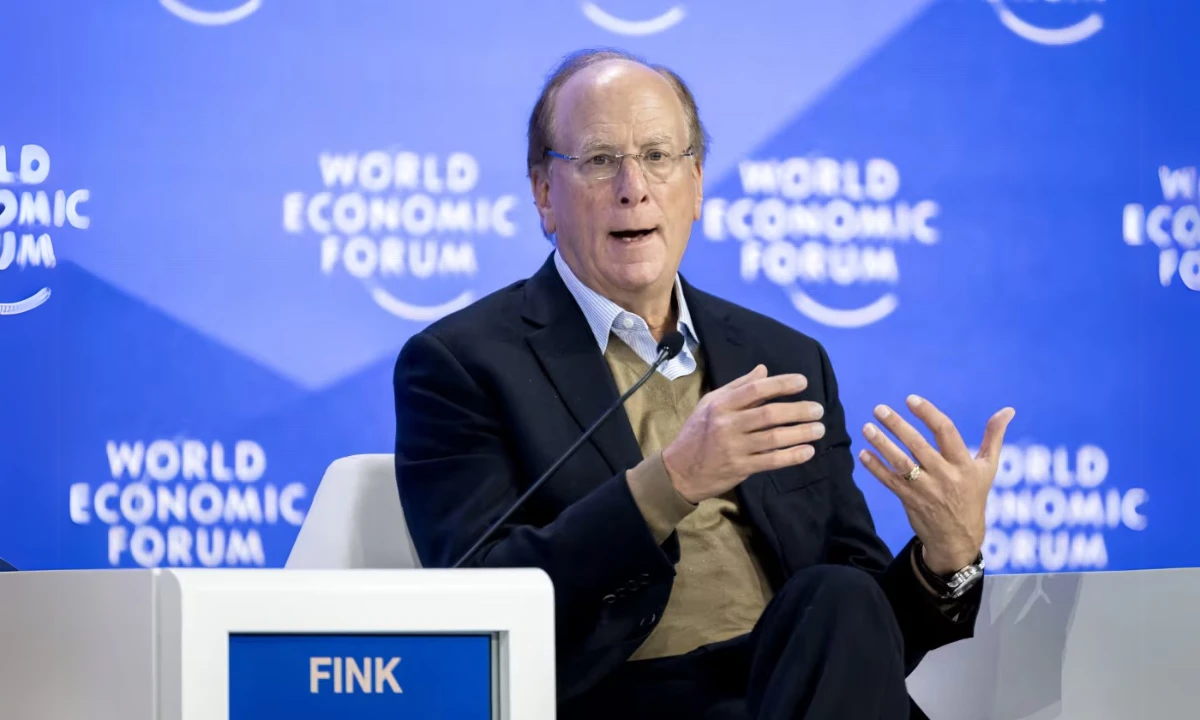 Larry Fink Says Bitcoin Could Replace the Dollar as Global Reserve Currency Due to US Debt Crisis